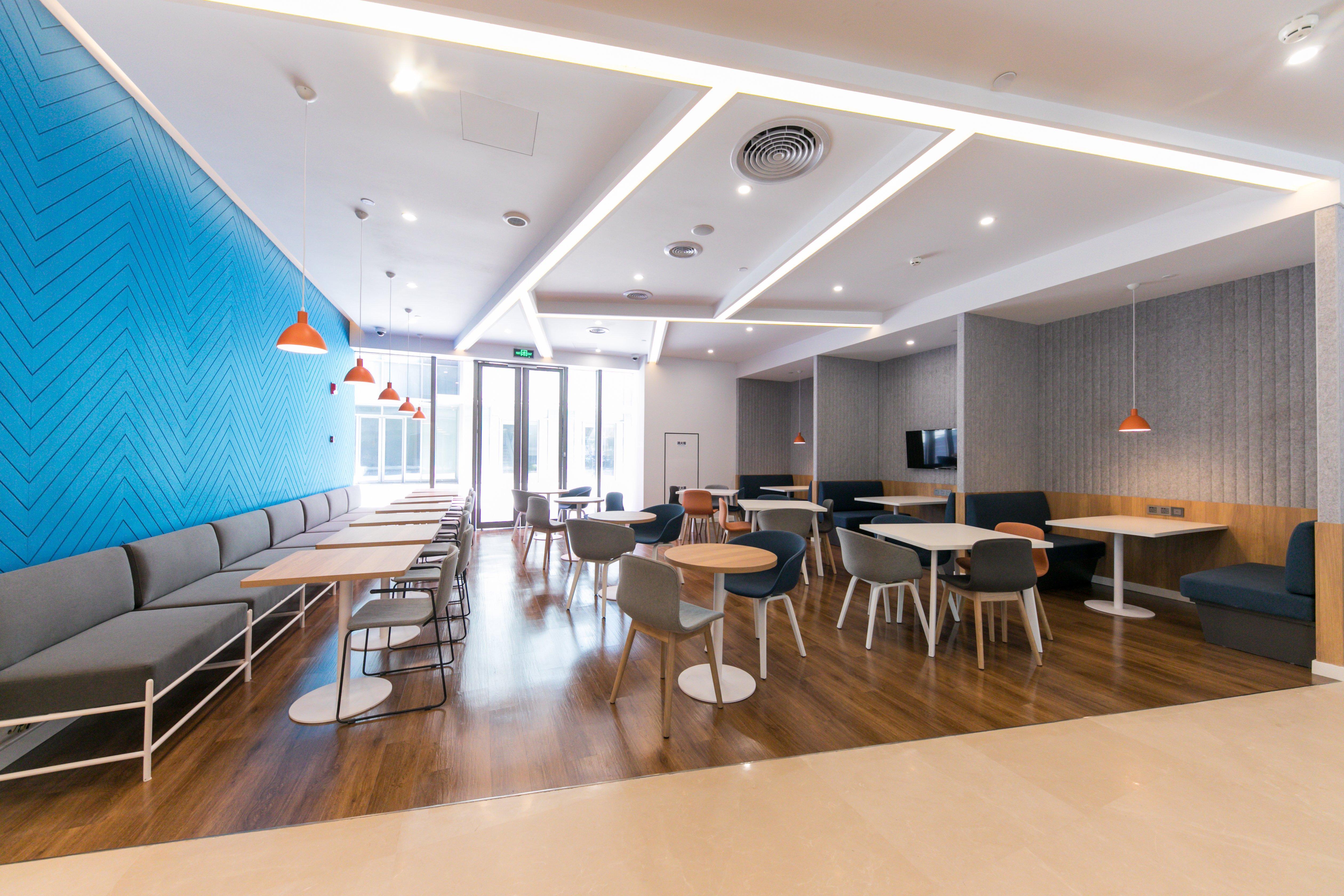 Holiday Inn Express Shanghai Tangzhen By Ihg - 20 Mins To Disney Land Eksteriør billede