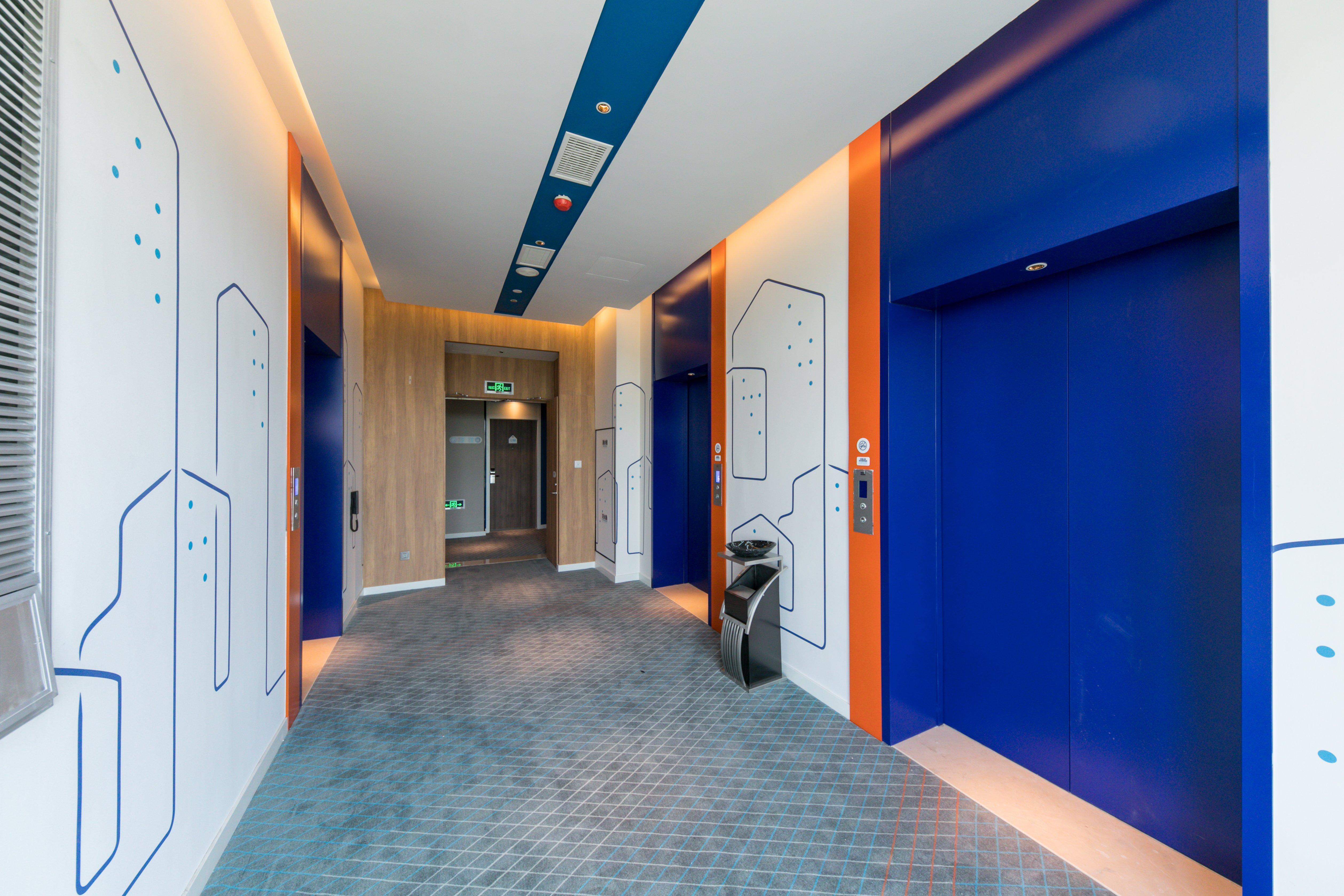Holiday Inn Express Shanghai Tangzhen By Ihg - 20 Mins To Disney Land Eksteriør billede