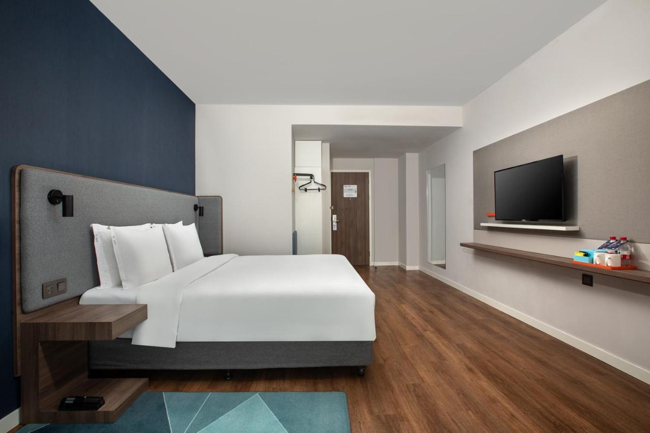 Holiday Inn Express Shanghai Tangzhen By Ihg - 20 Mins To Disney Land Eksteriør billede