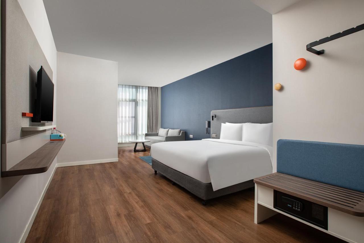 Holiday Inn Express Shanghai Tangzhen By Ihg - 20 Mins To Disney Land Eksteriør billede